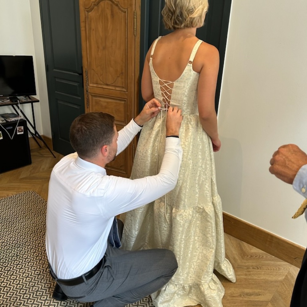 The Avery Dress in Light Blue Duchess - Picture 9 of 16